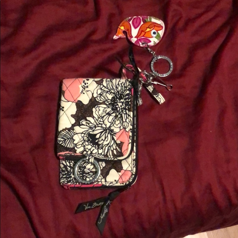 Wristlet - Picture 2 of 4